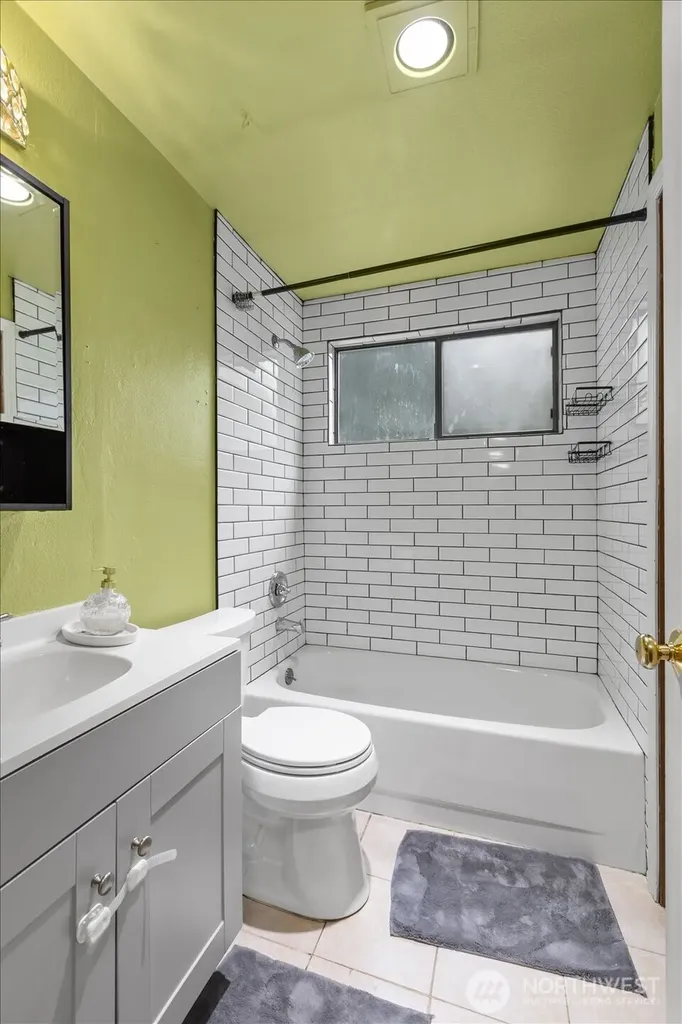 12906 8th Avenue W Everett WA 98204