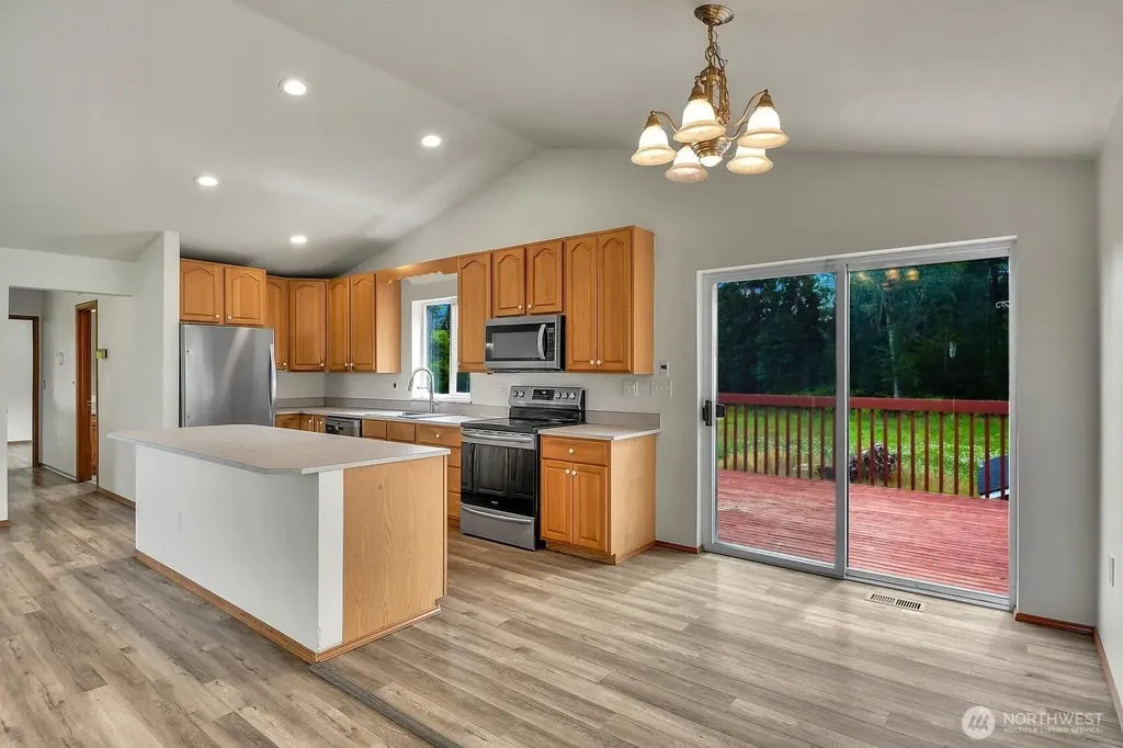 626 212th Street NW Arlington WA 98223
