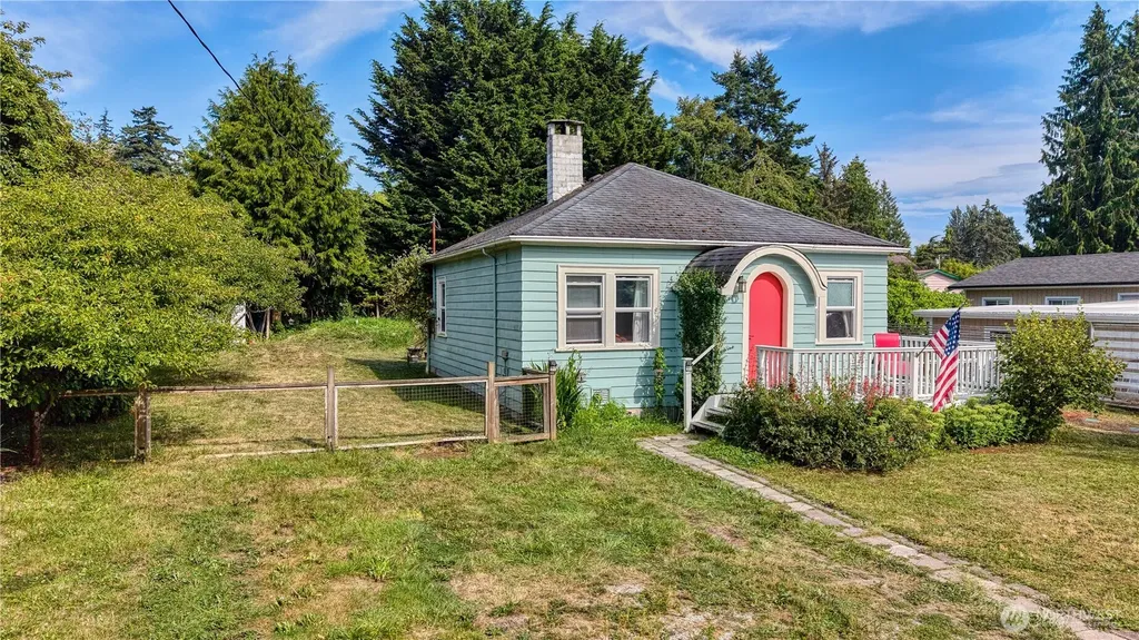 610 Calhoun Drive Point Roberts WA 98281