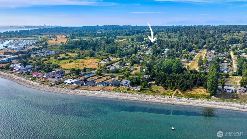 610 Calhoun Drive Point Roberts WA 98281