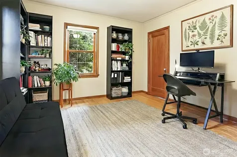2301 Rosemont Place W Seattle WA 98199