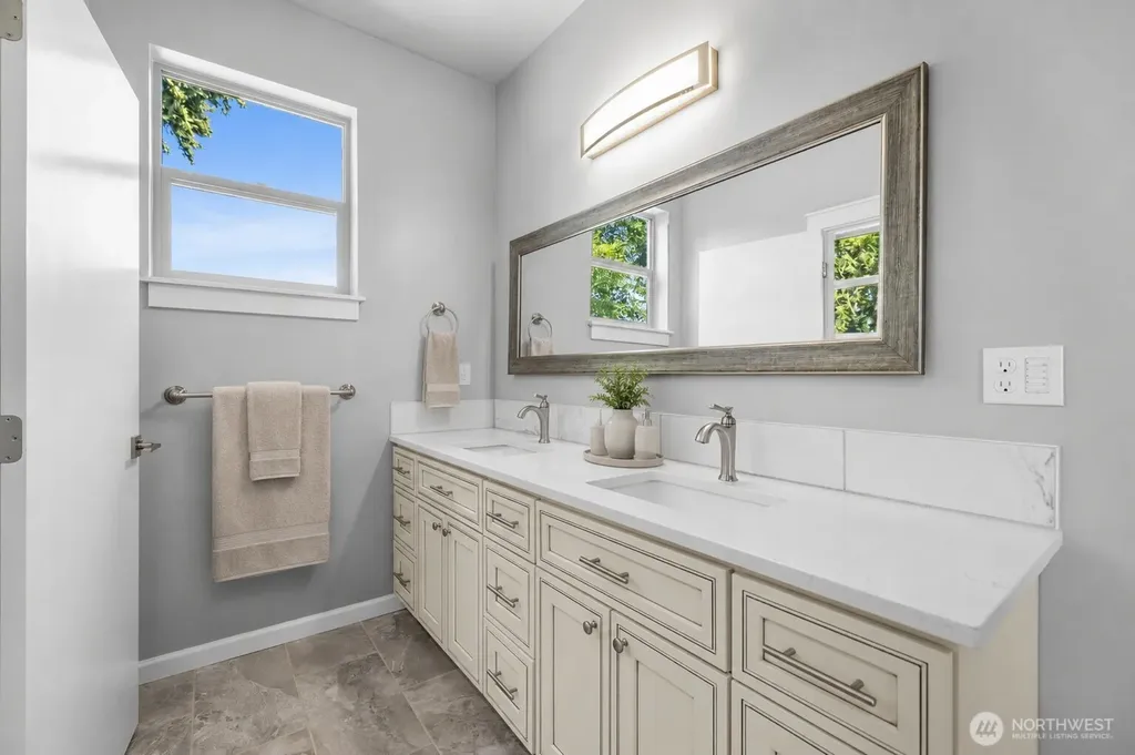 1505 Harbor View Court Anacortes WA 98221