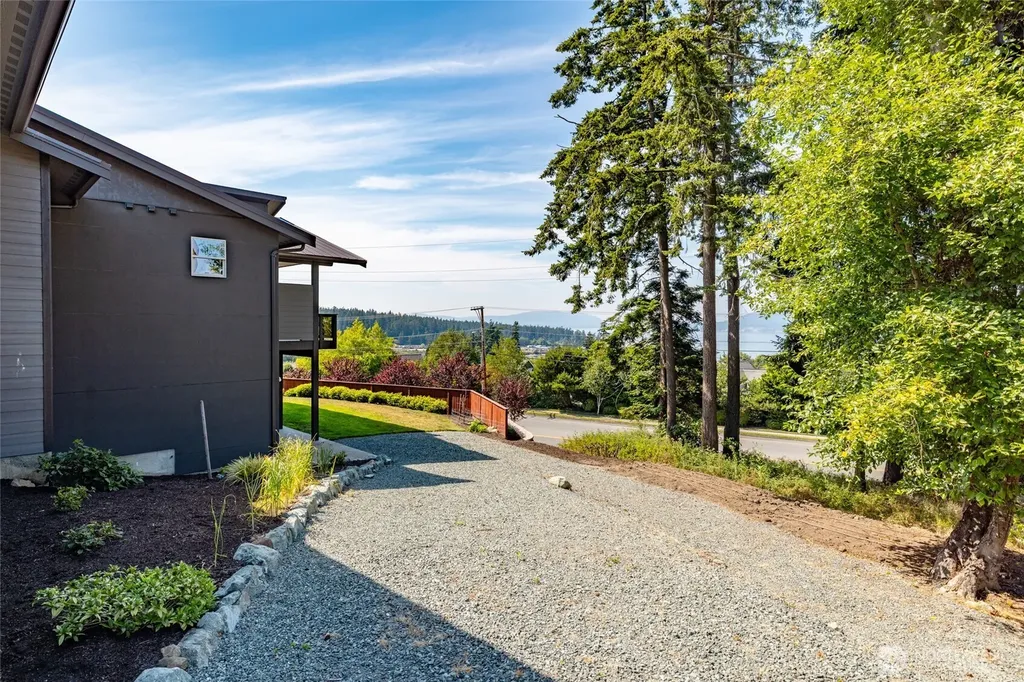 1505 Harbor View Court Anacortes WA 98221