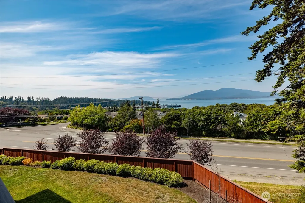1505 Harbor View Court Anacortes WA 98221