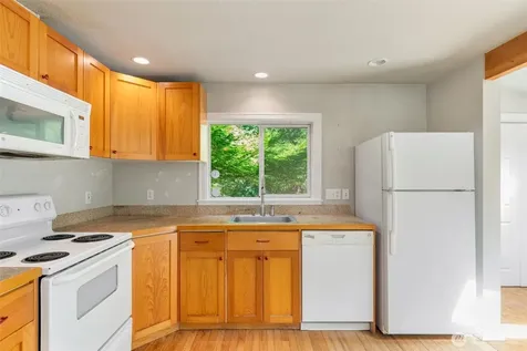 18833 NE 143rd Street Woodinville WA 98072