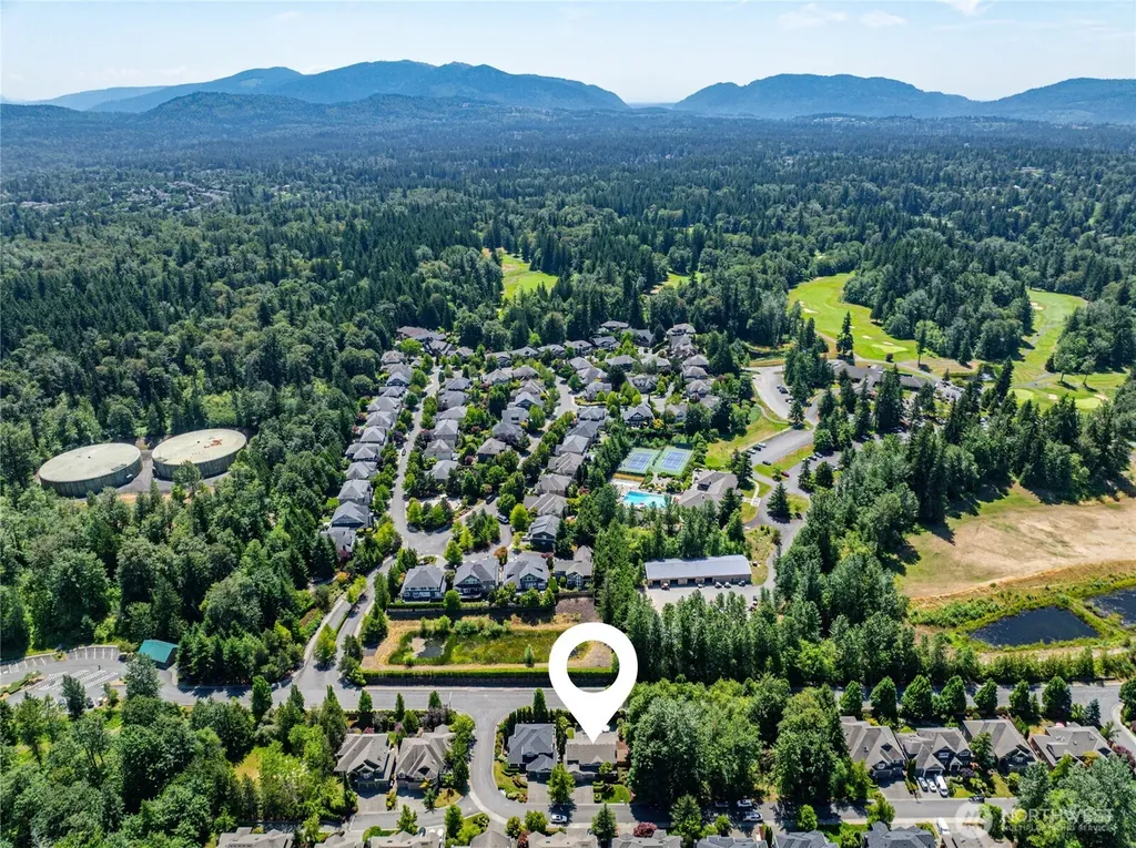 25817 NE 4th Place Sammamish WA 98074