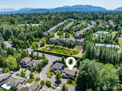 25817 NE 4th Place Sammamish WA 98074