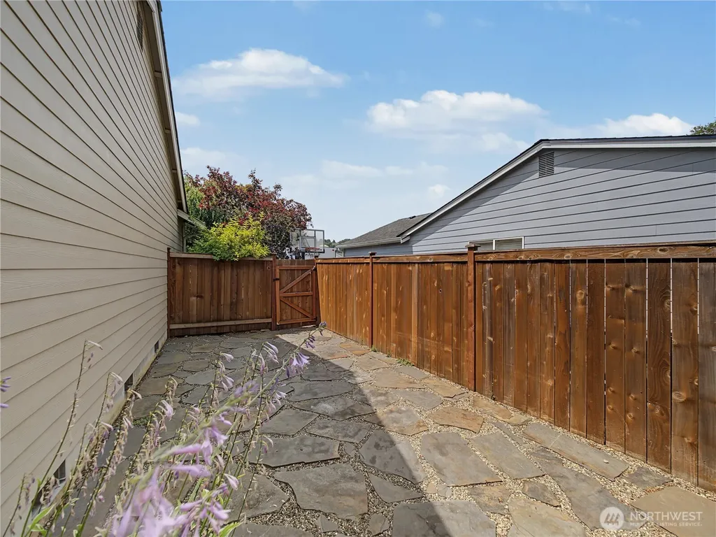 14715 151st Avenue E Orting WA 98360