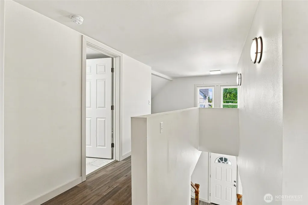 1207 8th Street Bremerton WA 98337