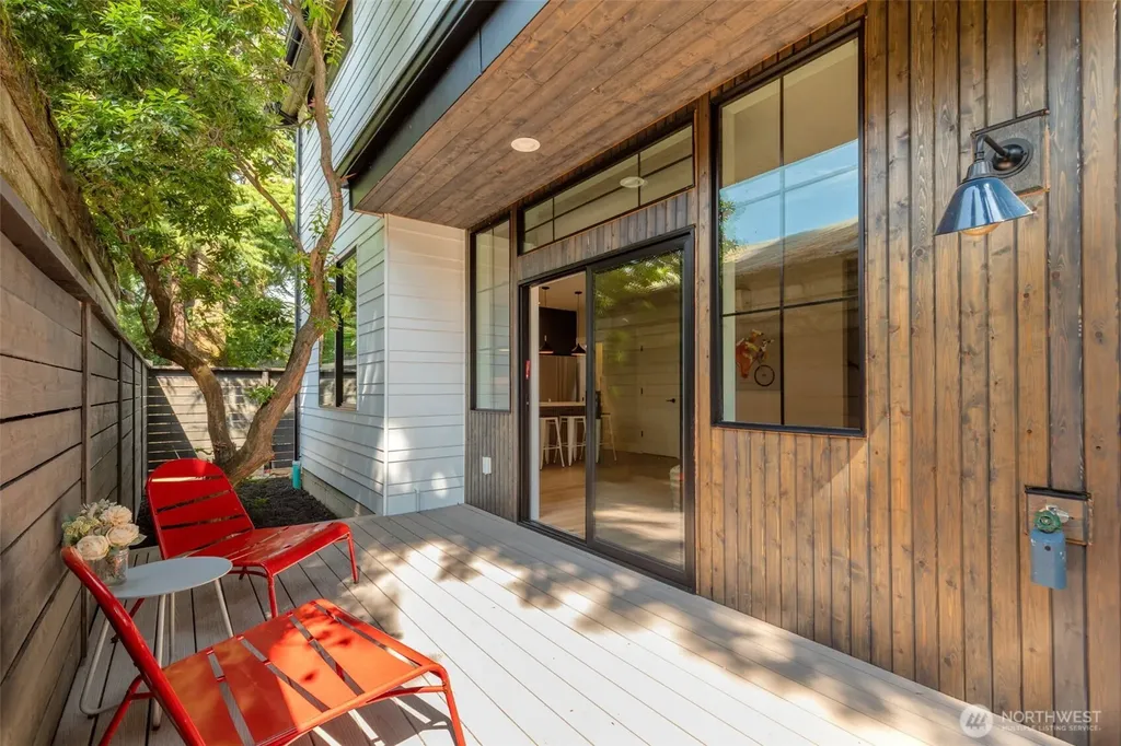 12713 4th Avenue NW Seattle WA 98177
