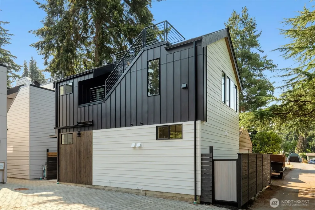 12713 4th Avenue NW Seattle WA 98177