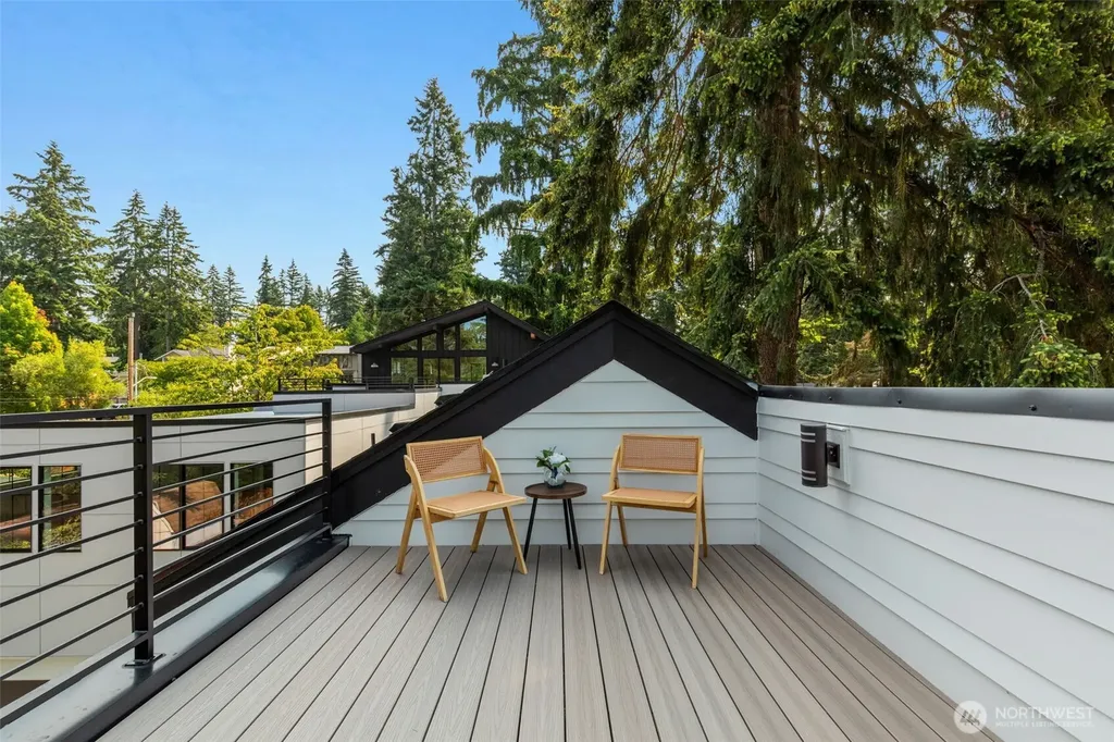 12713 4th Avenue NW Seattle WA 98177