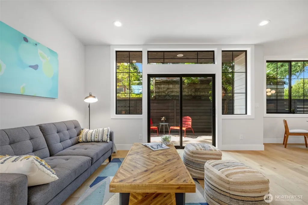 12713 4th Avenue NW Seattle WA 98177