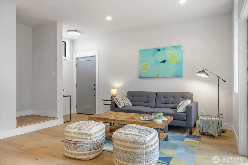 12713 4th Avenue NW Seattle WA 98177