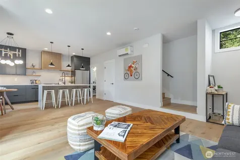12713 4th Avenue NW Seattle WA 98177