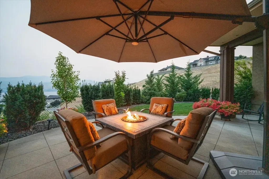 100 Ridgeview Drive Chelan WA 98816
