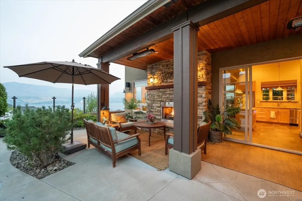 100 Ridgeview Drive Chelan WA 98816