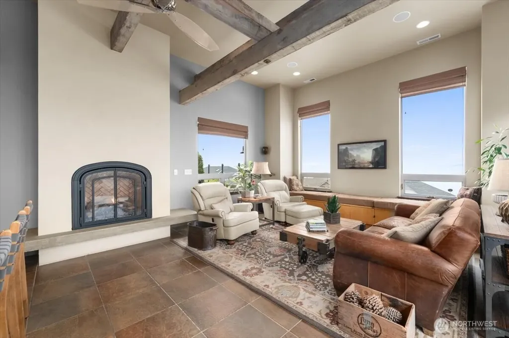 100 Ridgeview Drive Chelan WA 98816