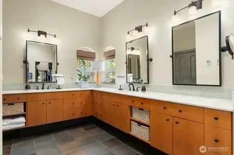 100 Ridgeview Drive Chelan WA 98816