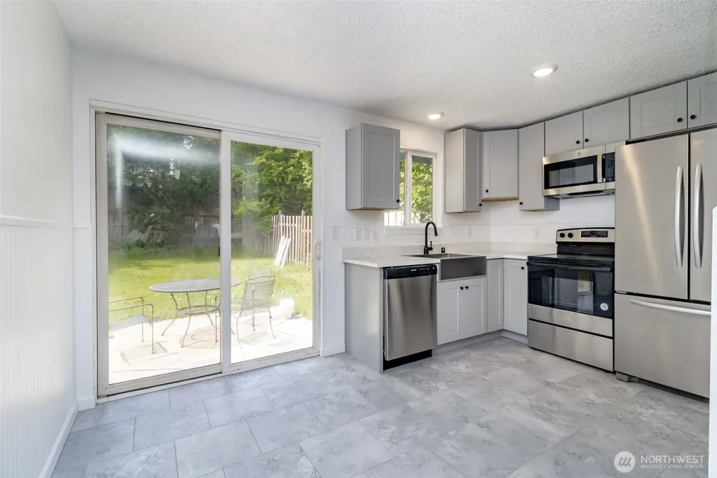 3506 114th Avenue E Edgewood WA 98372
