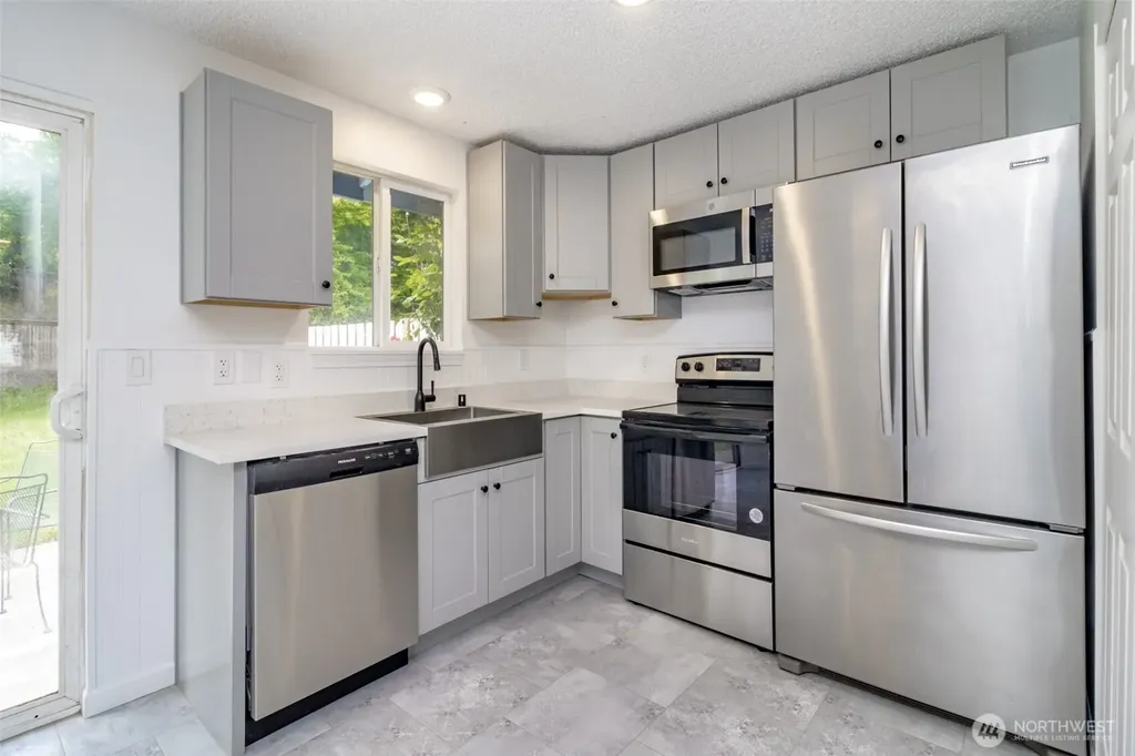 3506 114th Avenue E Edgewood WA 98372