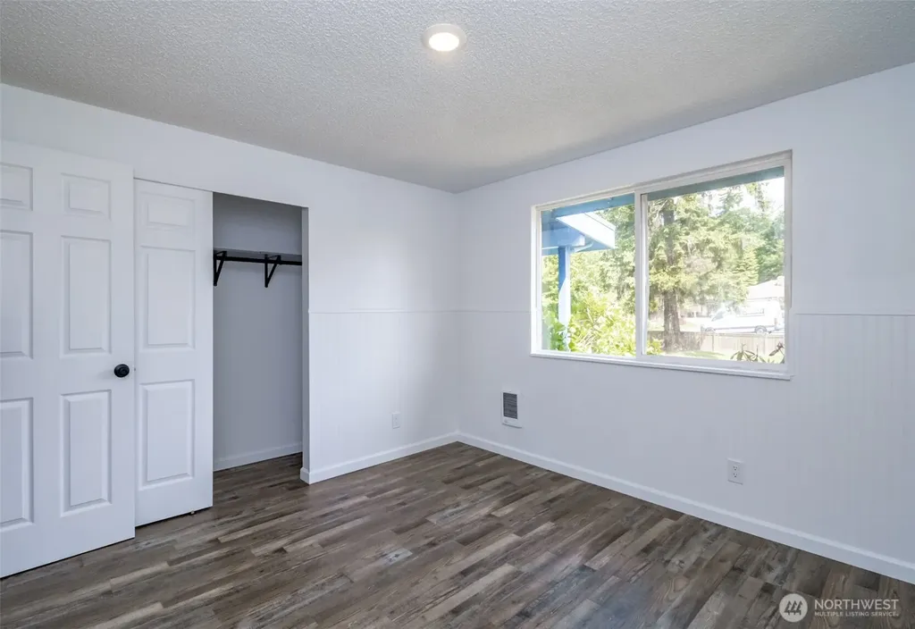 3506 114th Avenue E Edgewood WA 98372