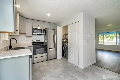 3506 114th Avenue E Edgewood WA 98372
