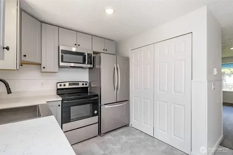 3506 114th Avenue E Edgewood WA 98372