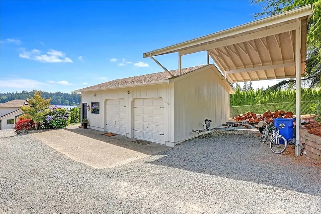 15219 W Lake Goodwin Road Stanwood WA 98292