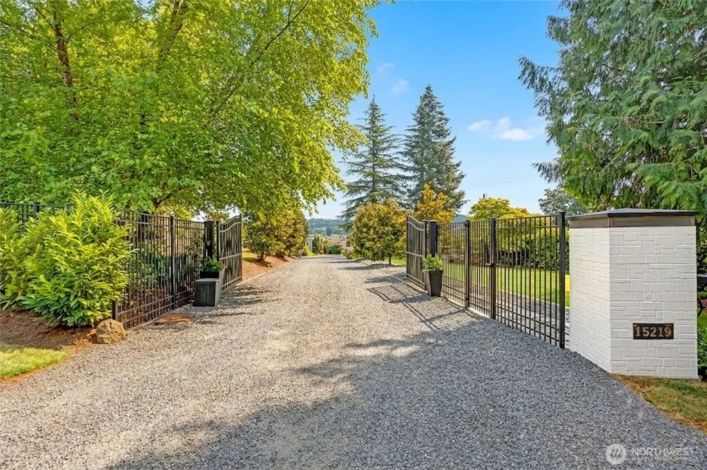 15219 W Lake Goodwin Road Stanwood WA 98292
