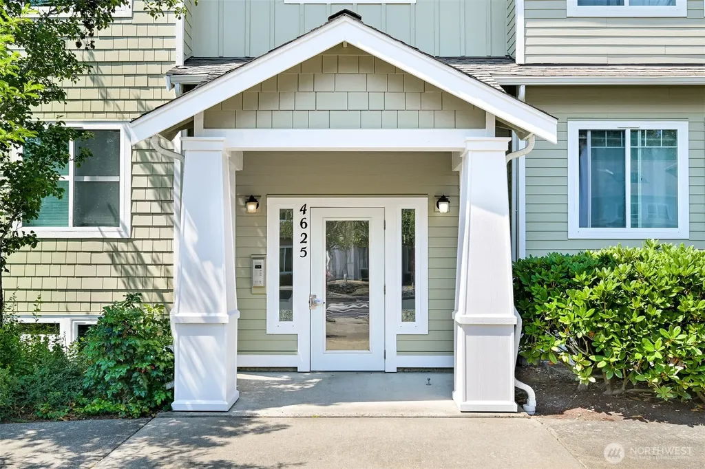 4625 Celia Way Bellingham WA 98226