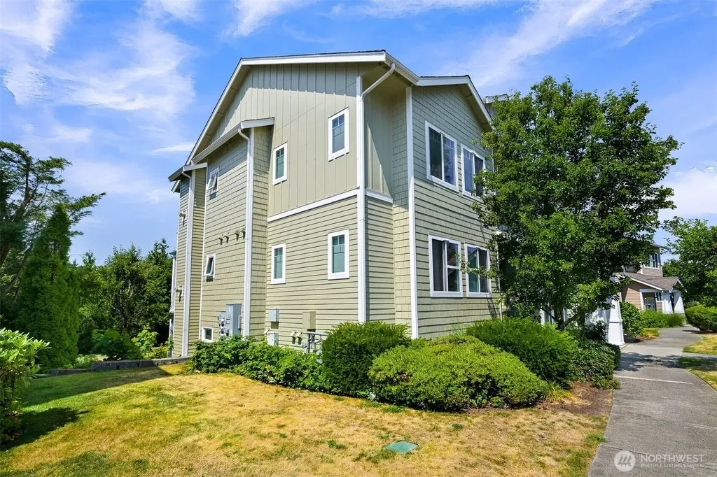 4625 Celia Way Bellingham WA 98226