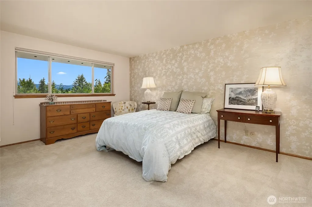 9226 SE 60th Street Mercer Island WA 98040