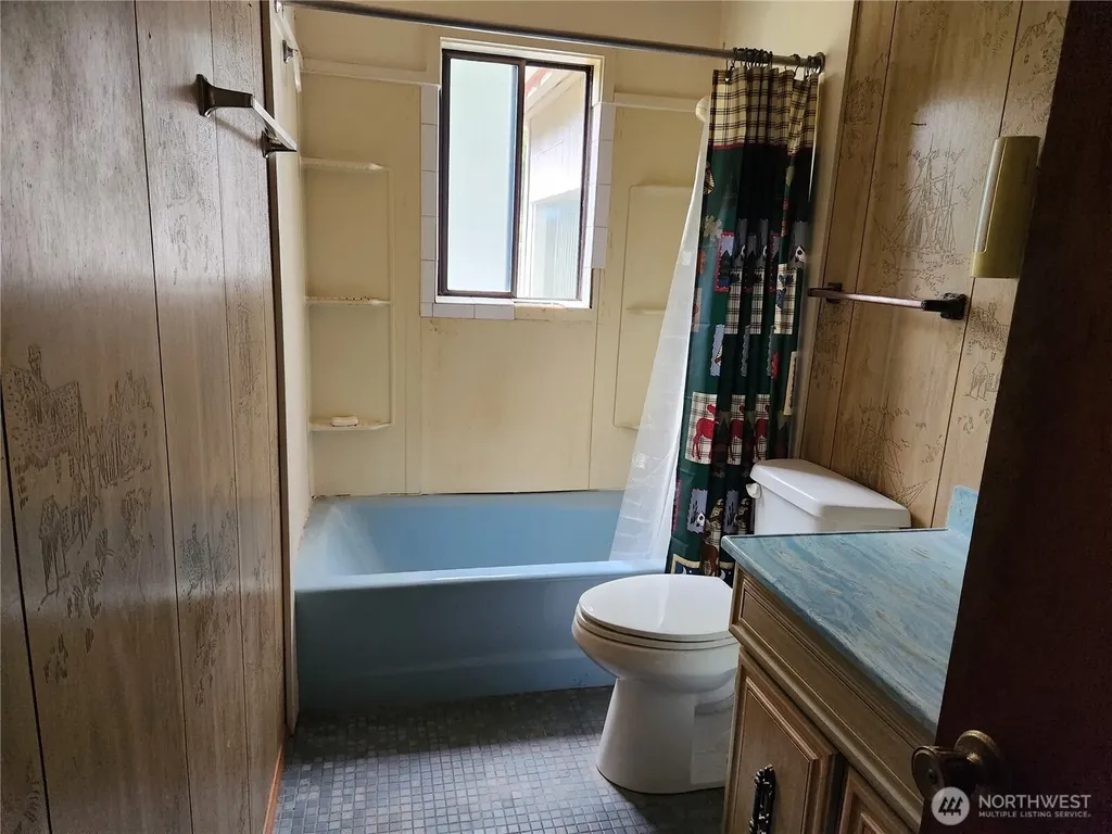 371 Green Mt Lane Brinnon WA 98320