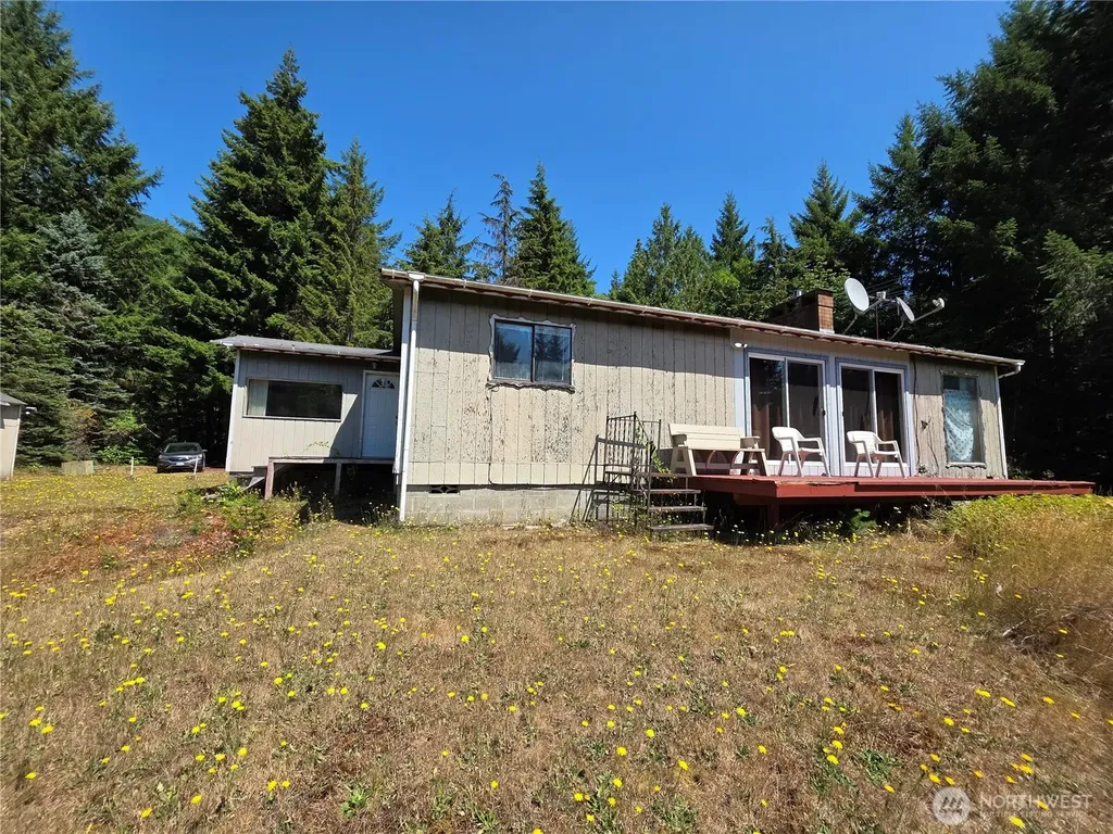 371 Green Mt Lane Brinnon WA 98320