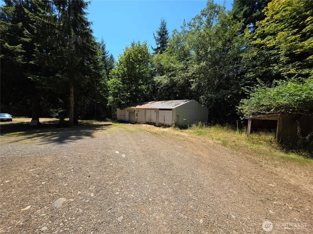 371 Green Mt Lane Brinnon WA 98320