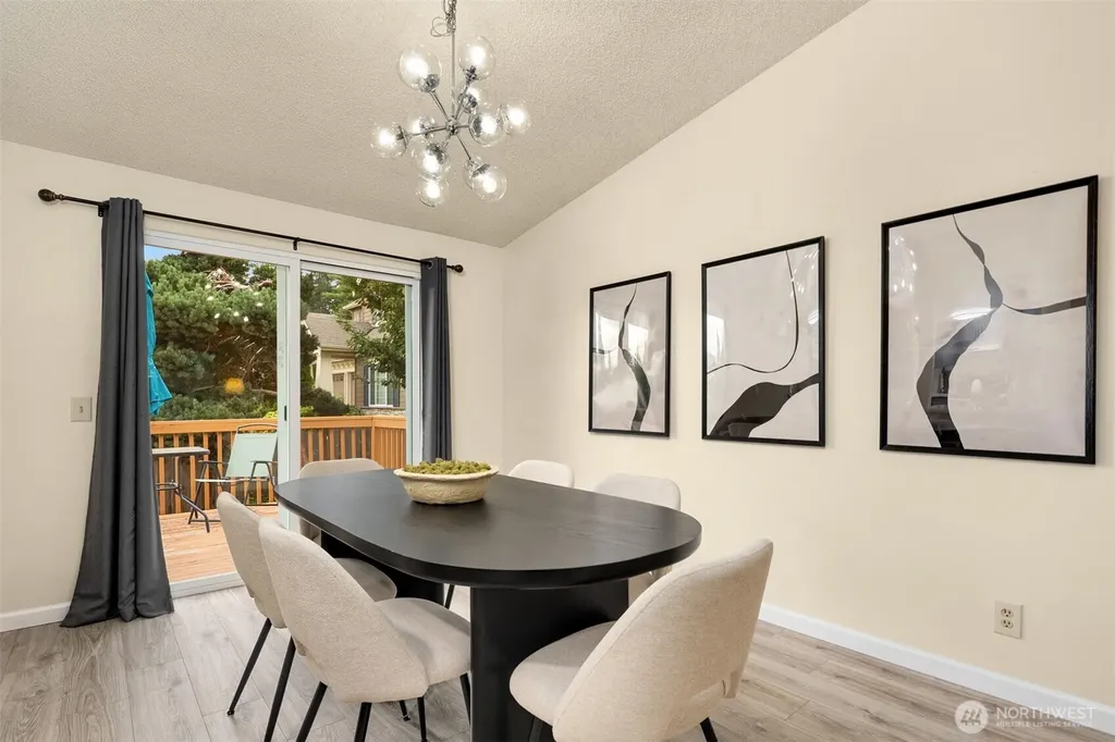 13012 SE 47th Street Bellevue WA 98006