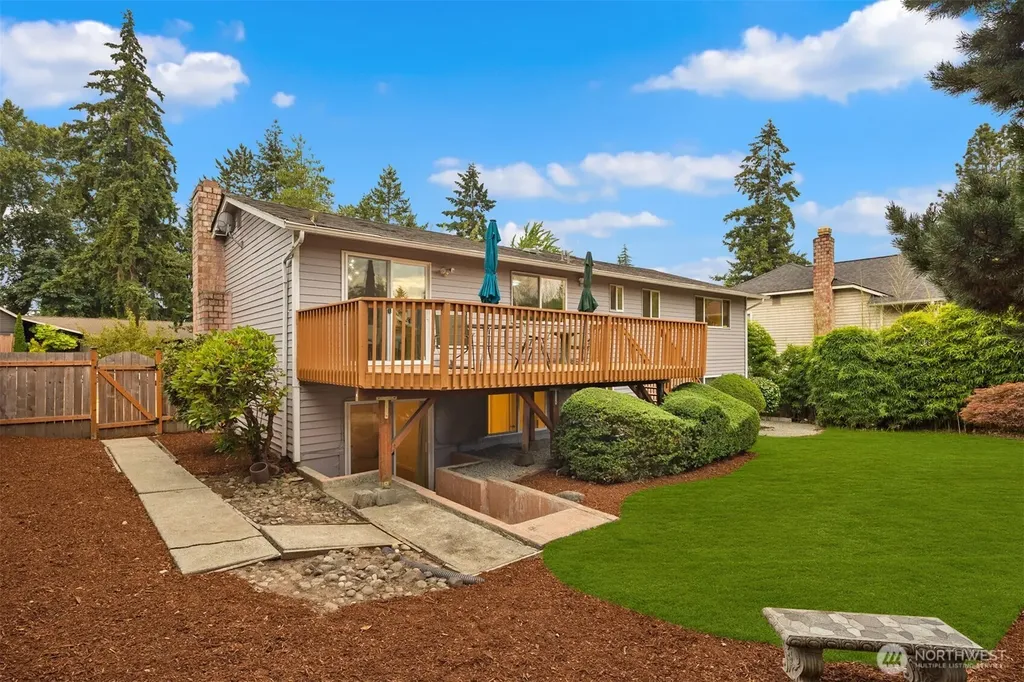 13012 SE 47th Street Bellevue WA 98006