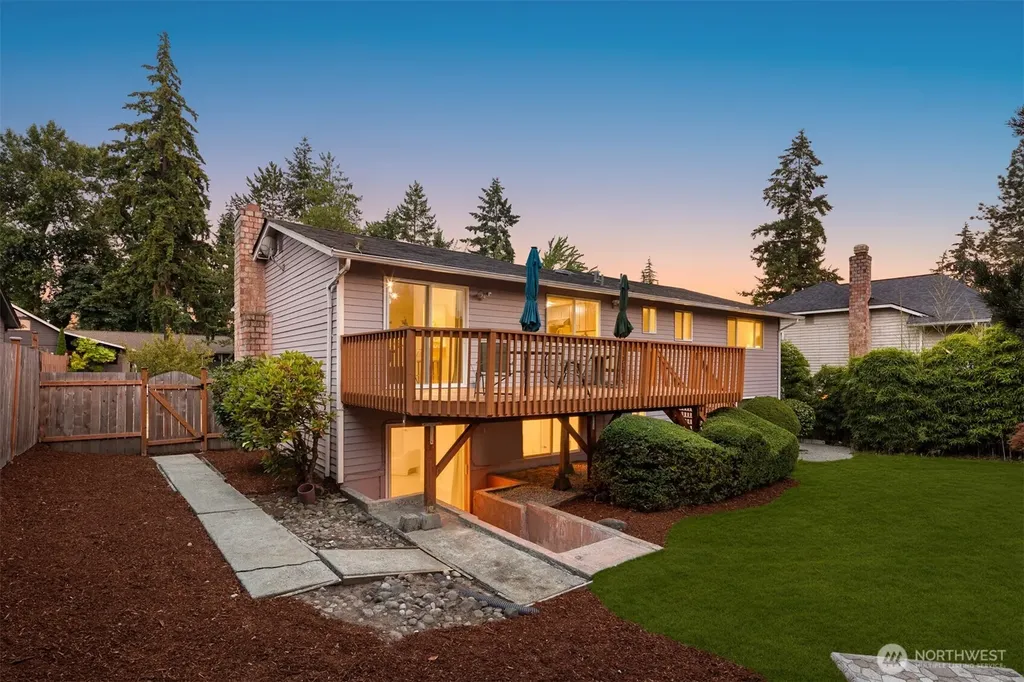 13012 SE 47th Street Bellevue WA 98006