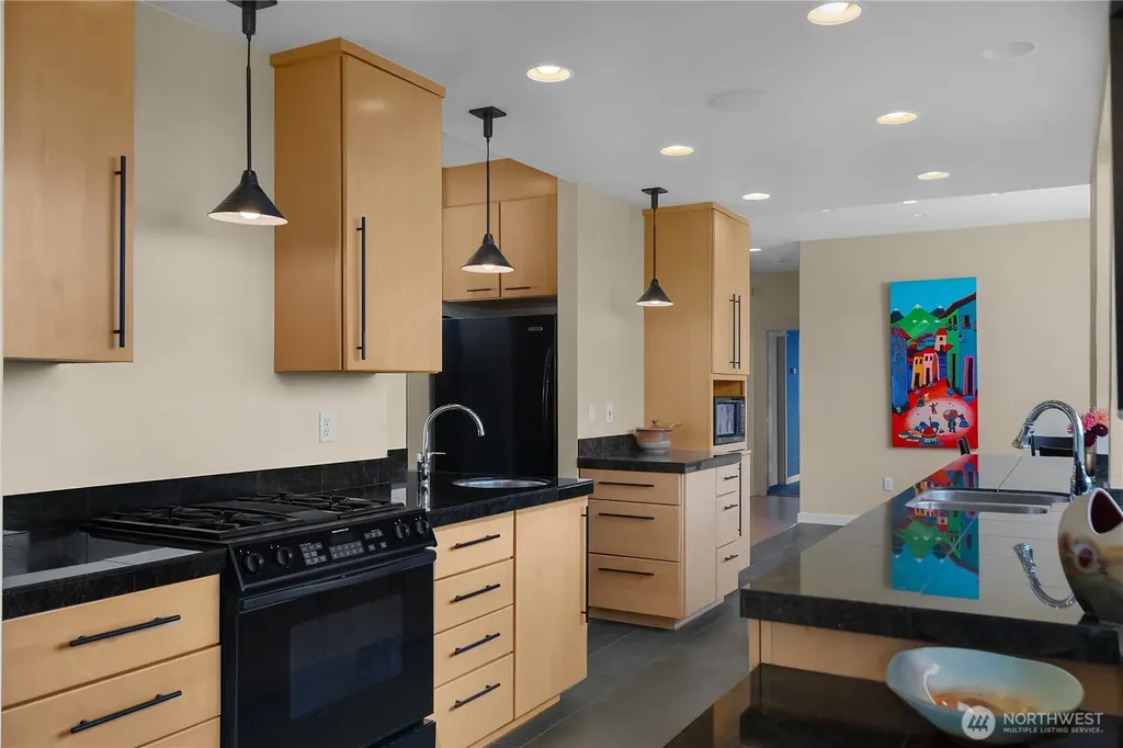 2306 Glen Kerry Court SE Olympia WA 98513