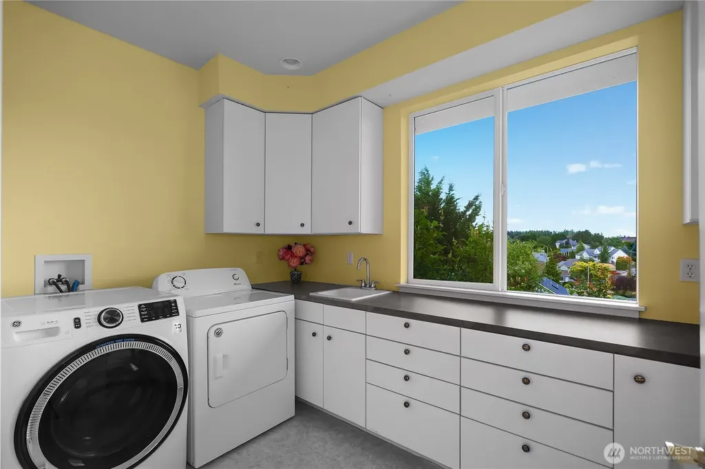 2306 Glen Kerry Court SE Olympia WA 98513
