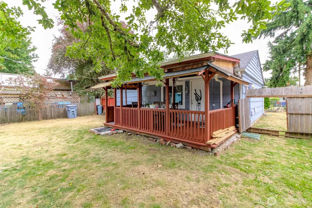 1425 118th Street S Tacoma WA 98444