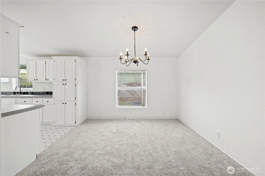 11100 4th Avenue W Everett WA 98204