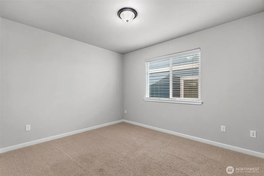 4335 Dudley Drive NE Olympia WA 98516
