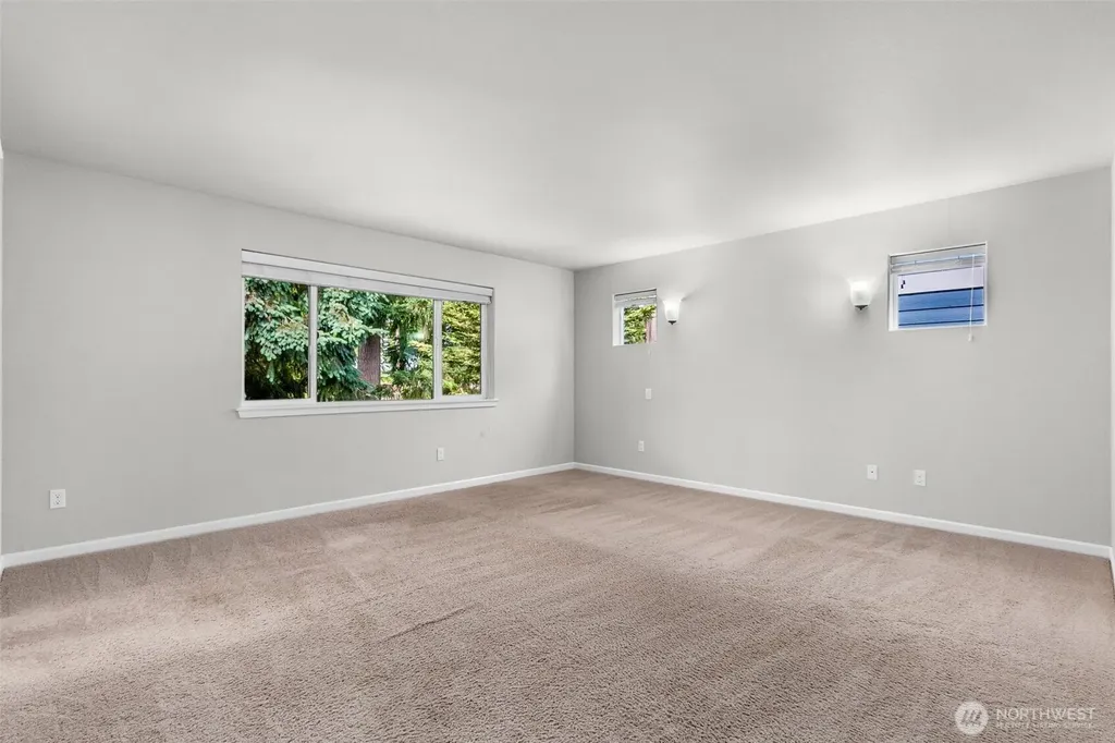 4335 Dudley Drive NE Olympia WA 98516