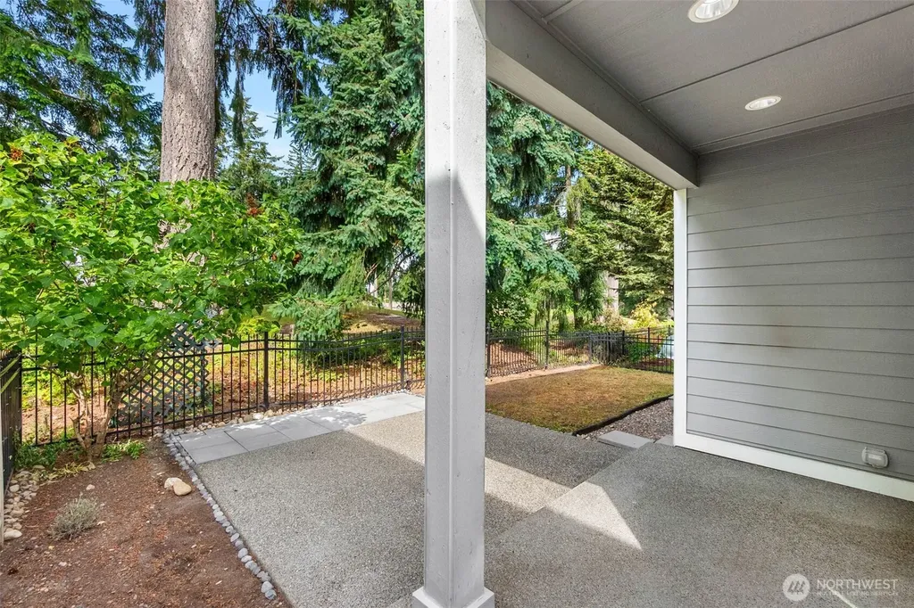 4335 Dudley Drive NE Olympia WA 98516