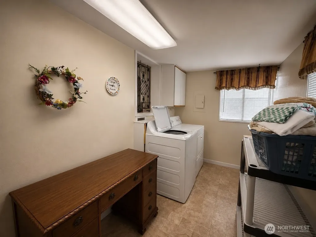 2240 W Broadway Avenue Moses Lake WA 98837