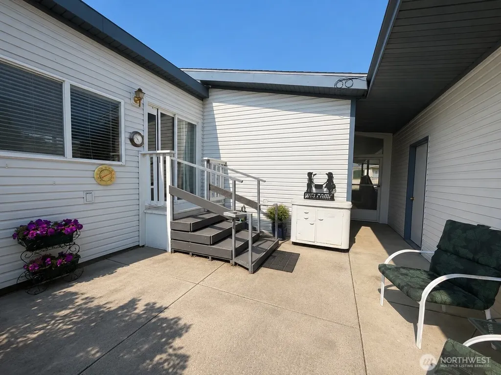 2240 W Broadway Avenue Moses Lake WA 98837