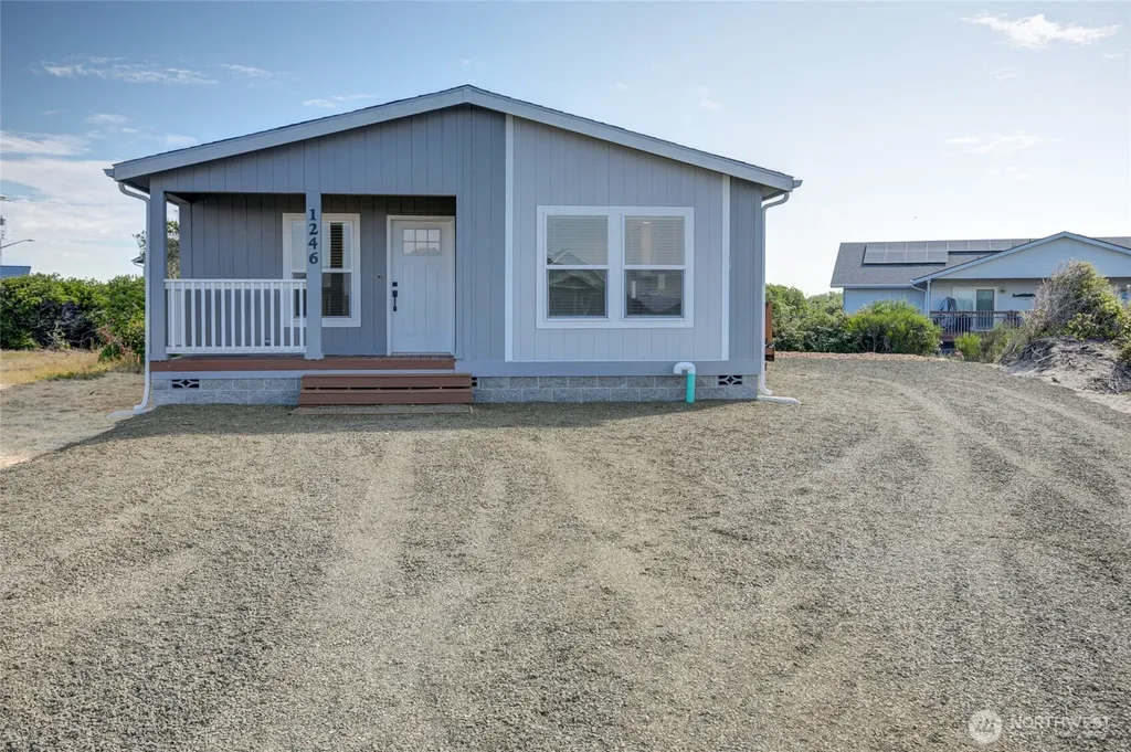 1246 Camero Loop SW Ocean Shores WA 98569