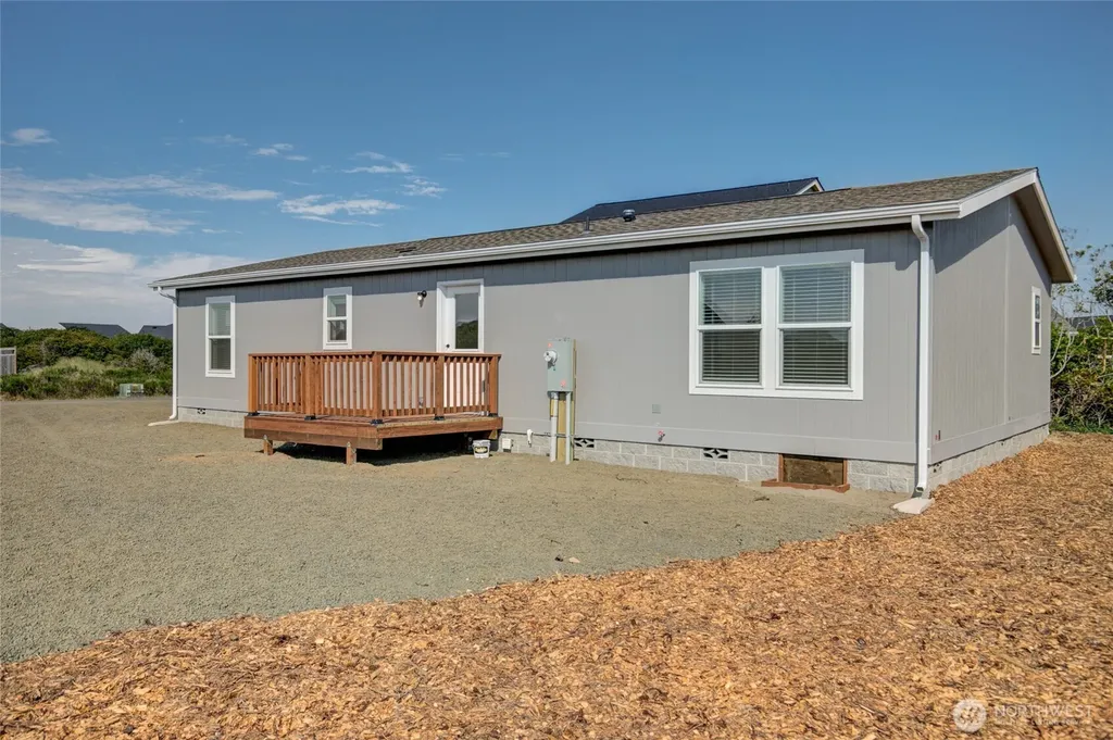 1246 Camero Loop SW Ocean Shores WA 98569
